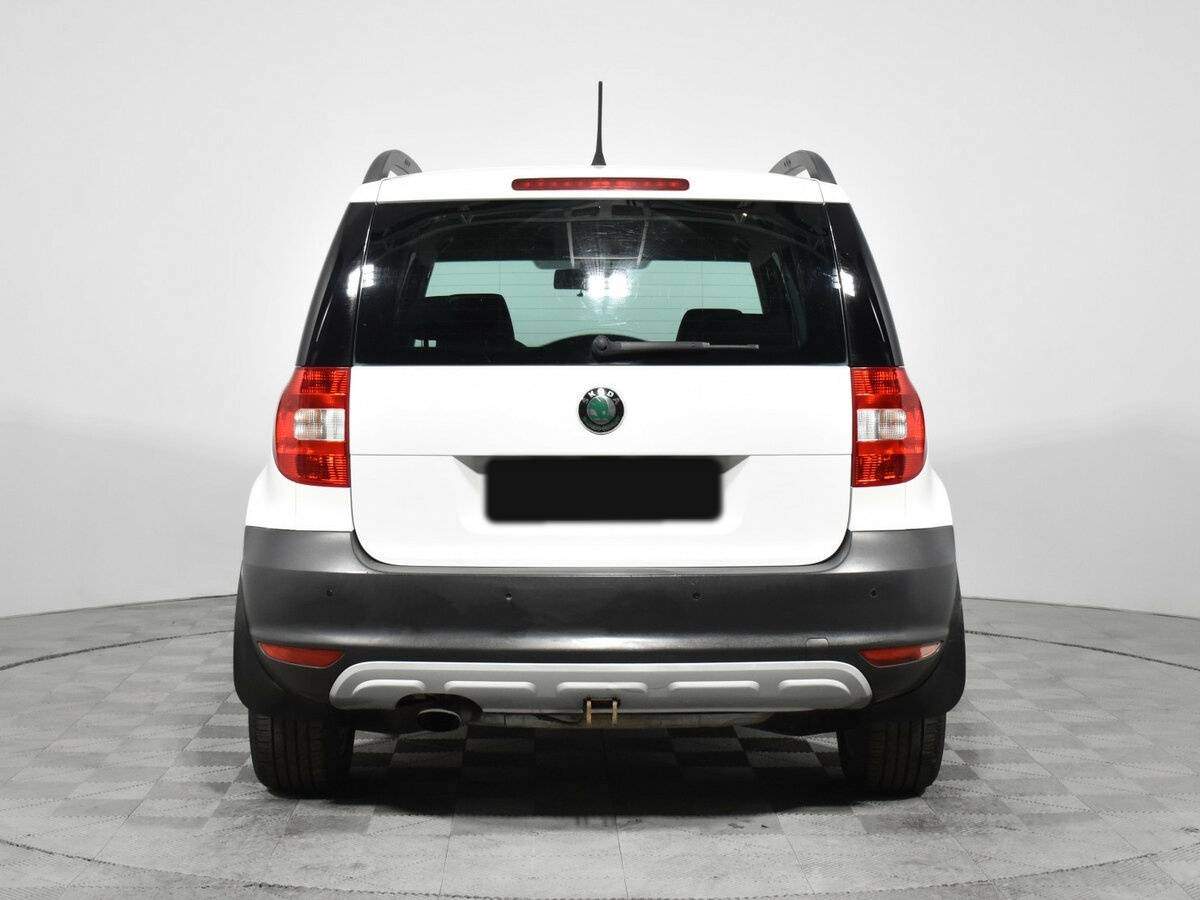 Купить Skoda Yeti с пробегом. Фото: #5