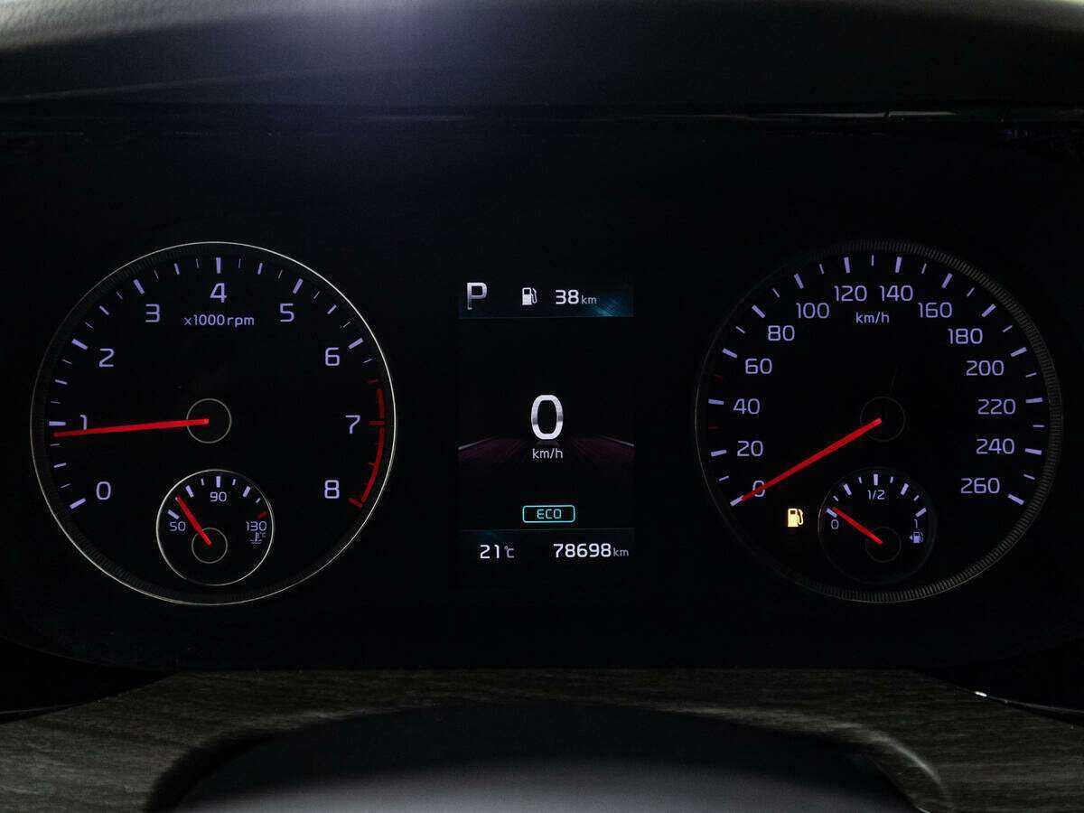 Купить Kia K5 с пробегом. Фото: #13