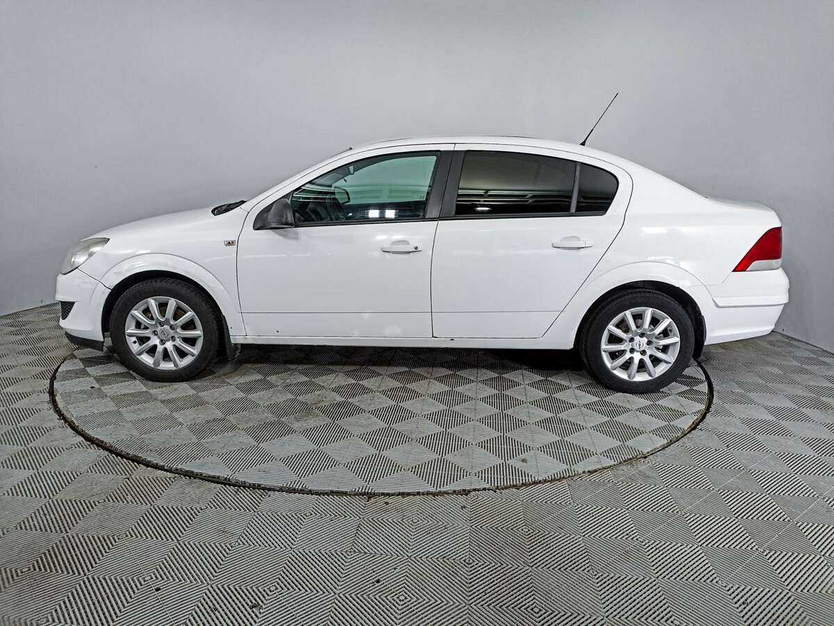 Купить Opel Astra с пробегом. Фото: #7