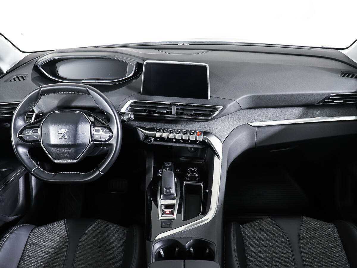 Купить Peugeot 3008 с пробегом. Фото: #10