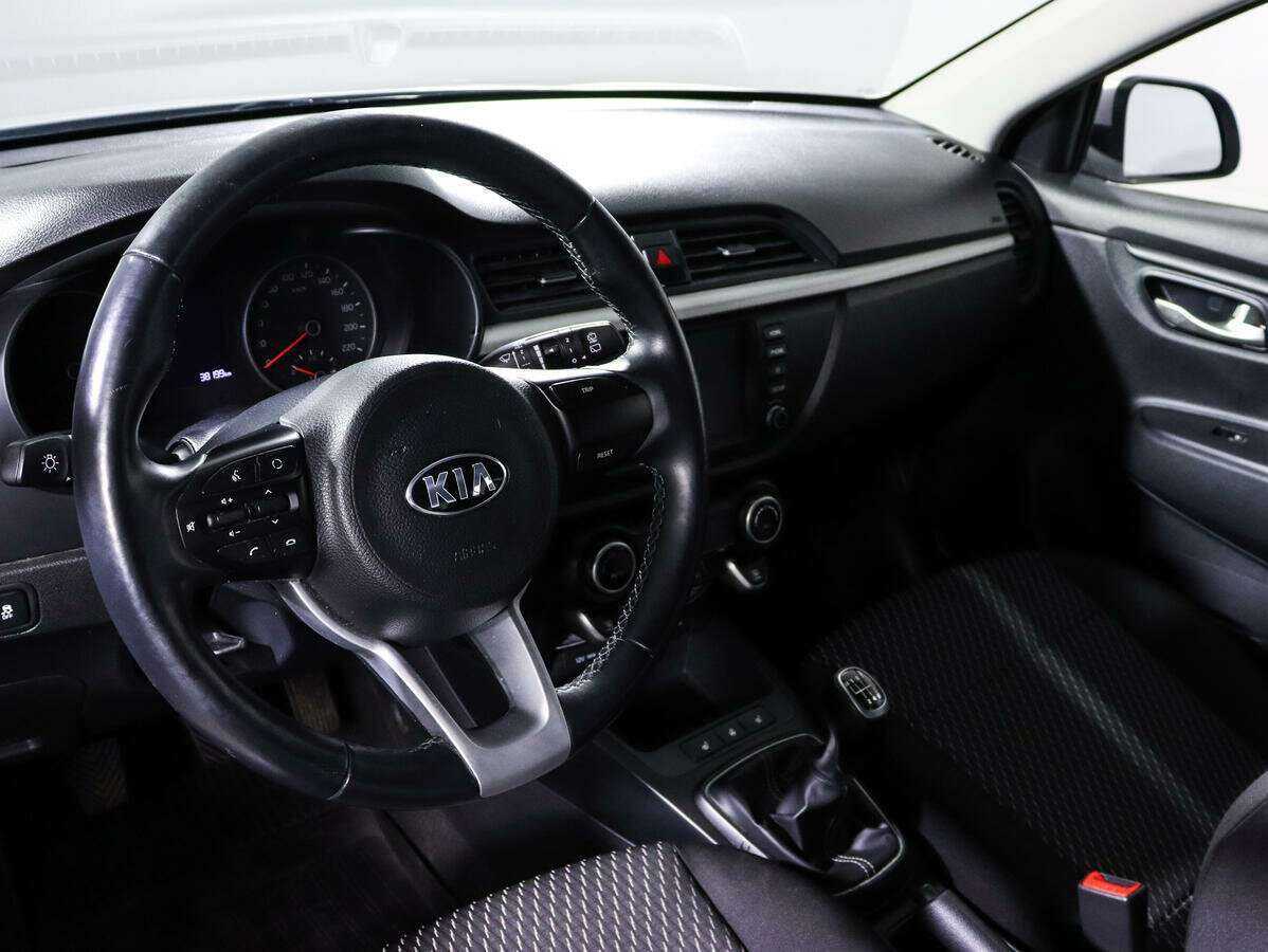 Купить Kia Rio с пробегом. Фото: #13