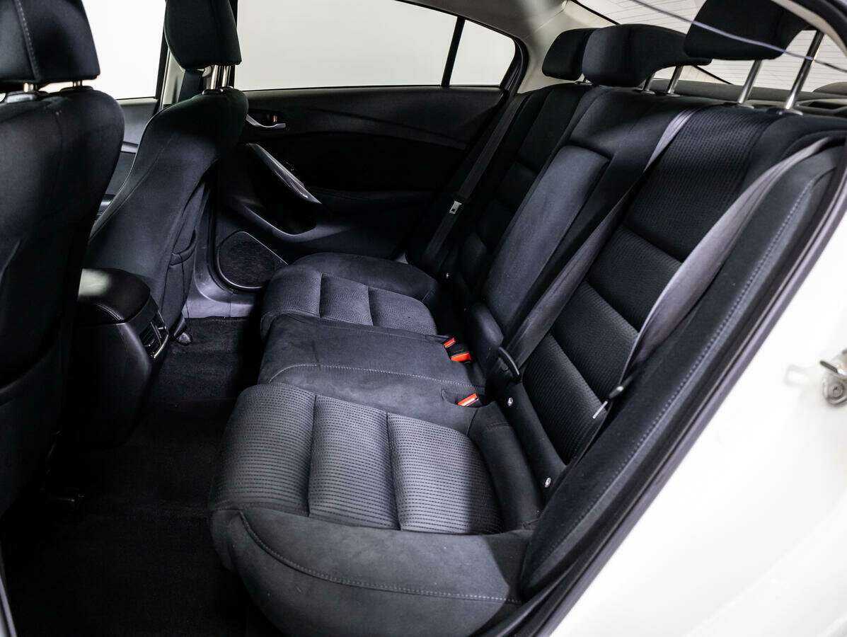 Купить Mazda 6 с пробегом. Фото: #9