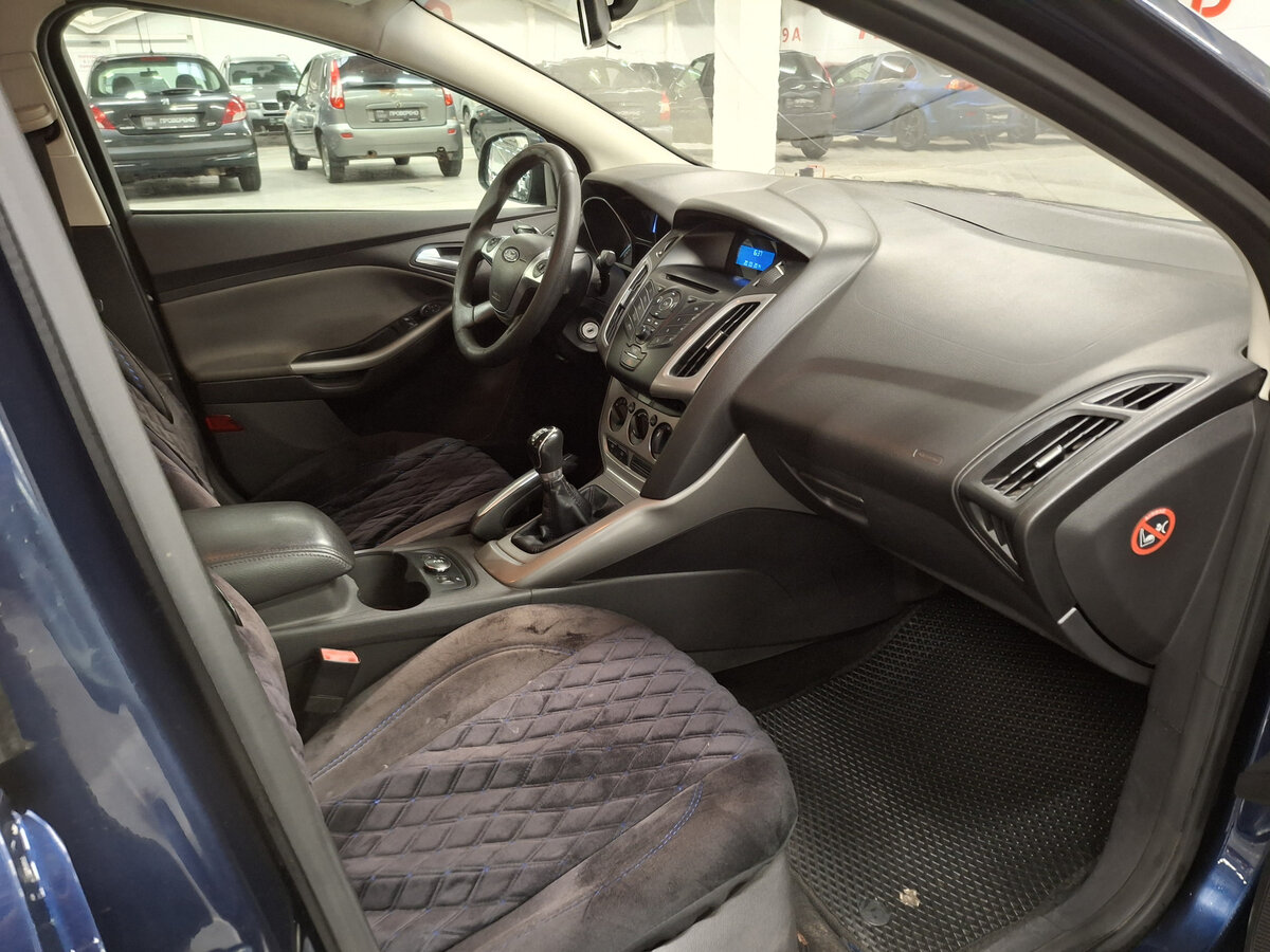 Купить Ford Focus с пробегом. Фото: #10