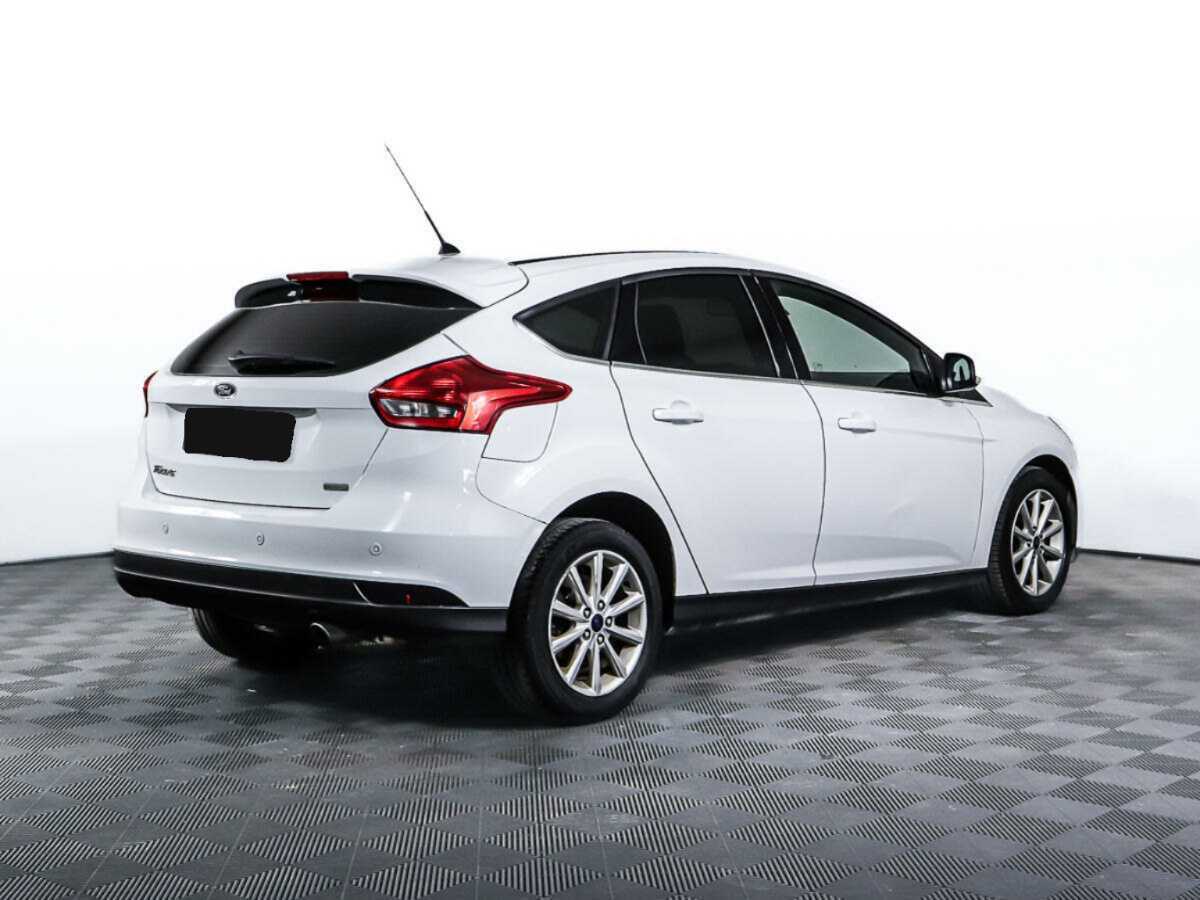 Купить Ford Focus с пробегом. Фото: #4