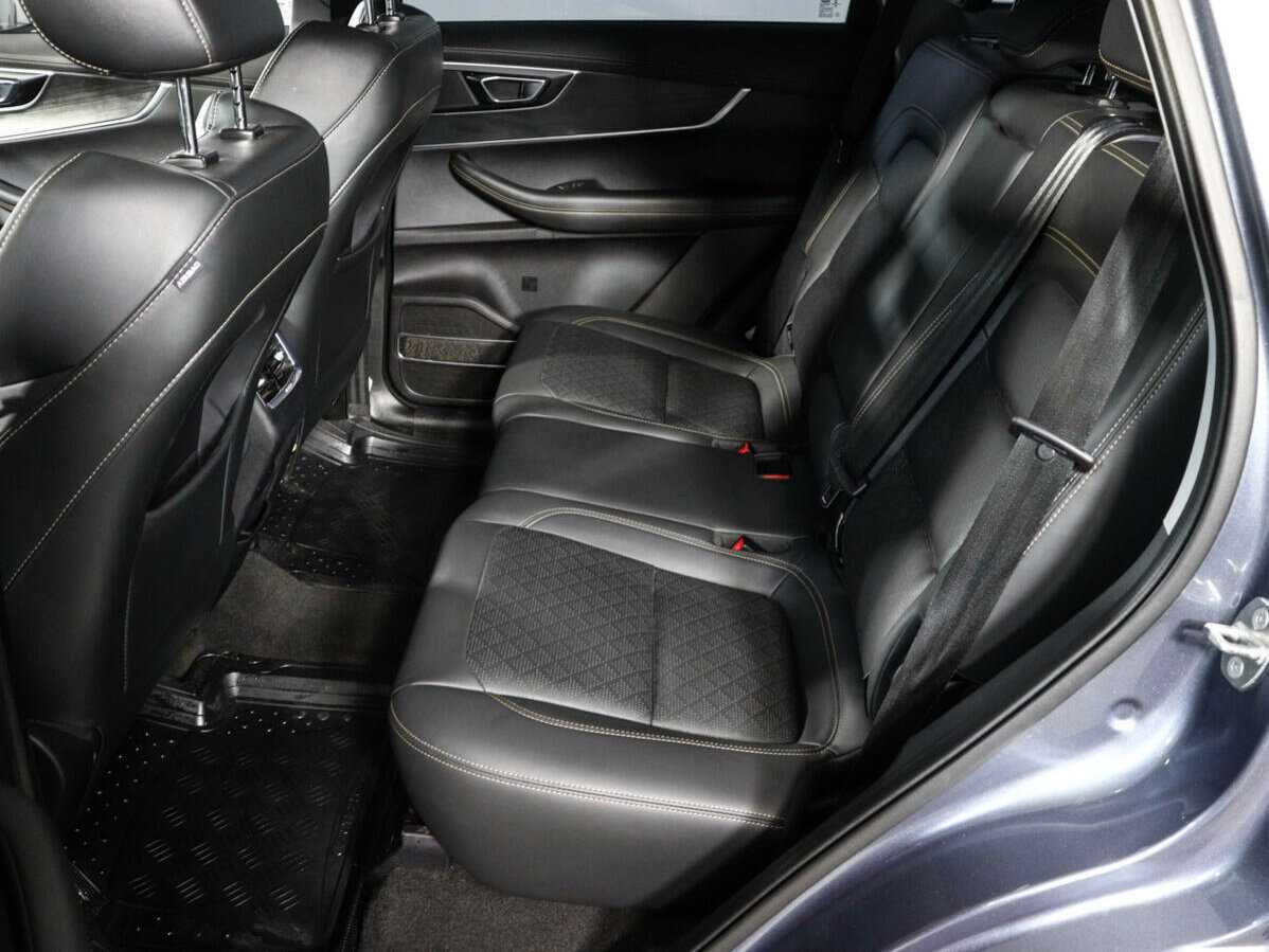 Купить Chery Tiggo 8 с пробегом. Фото: #7