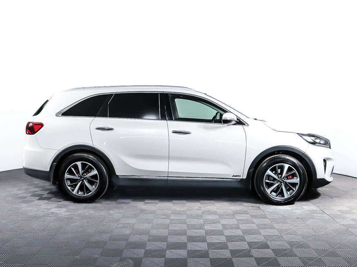 Купить Kia Sorento с пробегом. Фото: #3