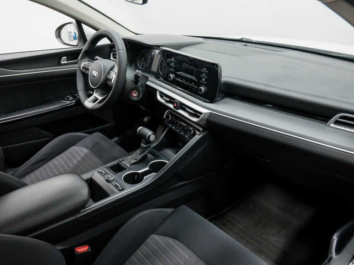 Купить Kia K5 с пробегом. Фото: #6
