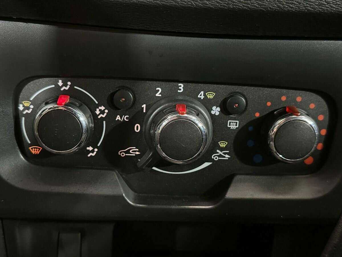 Купить Lada (ВАЗ) XRAY с пробегом. Фото: #14