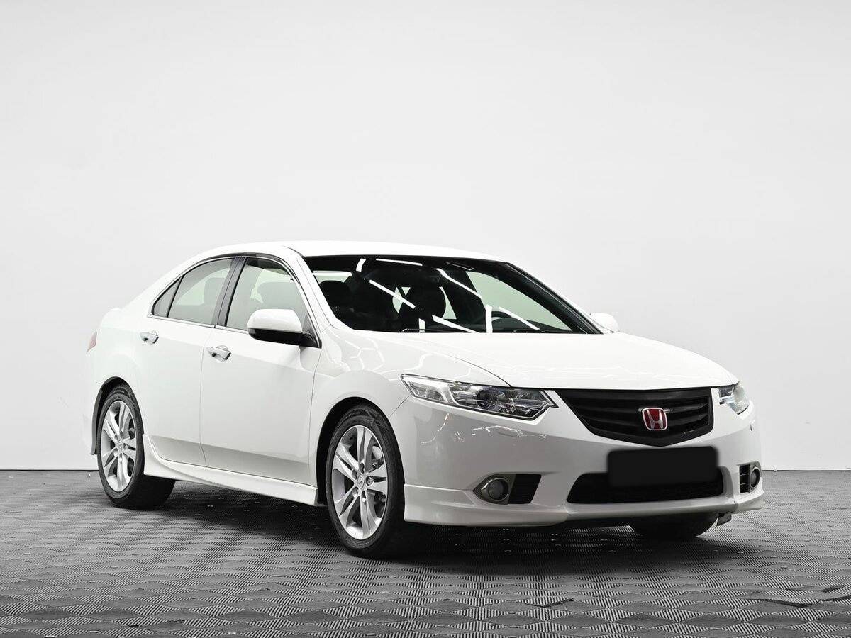 Купить Honda Accord с пробегом. Фото: #1