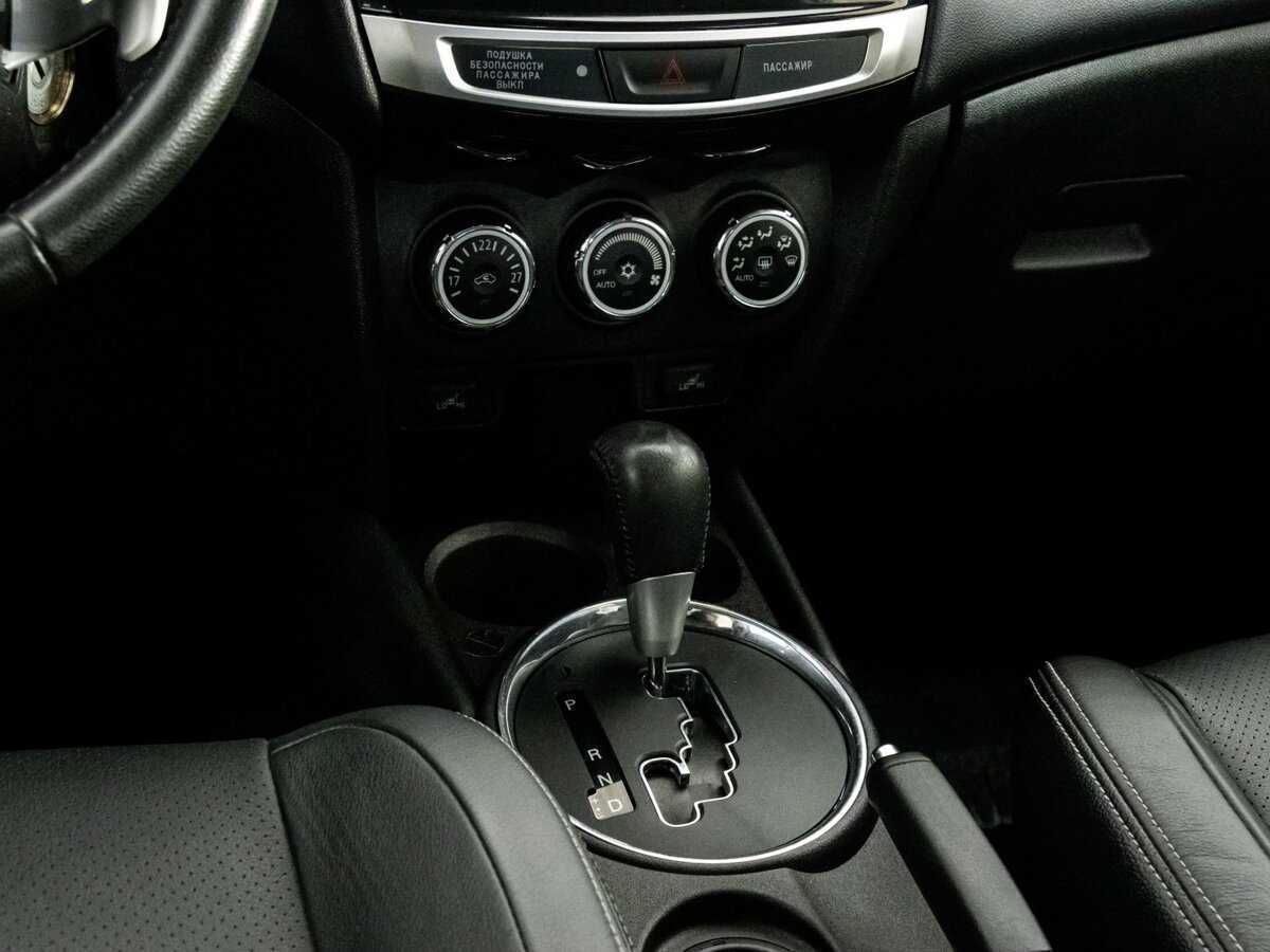 Купить Mitsubishi ASX с пробегом. Фото: #12