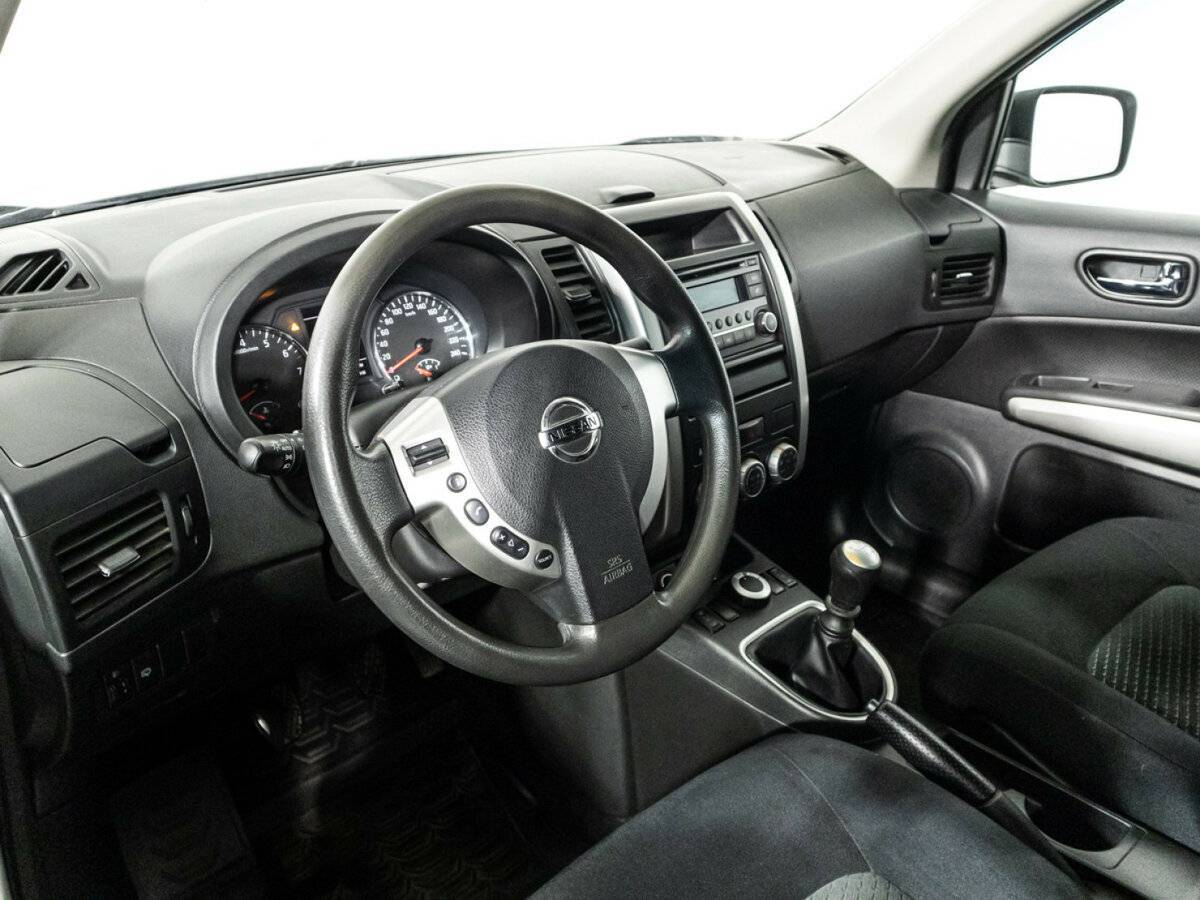 Купить Nissan X-Trail с пробегом. Фото: #10