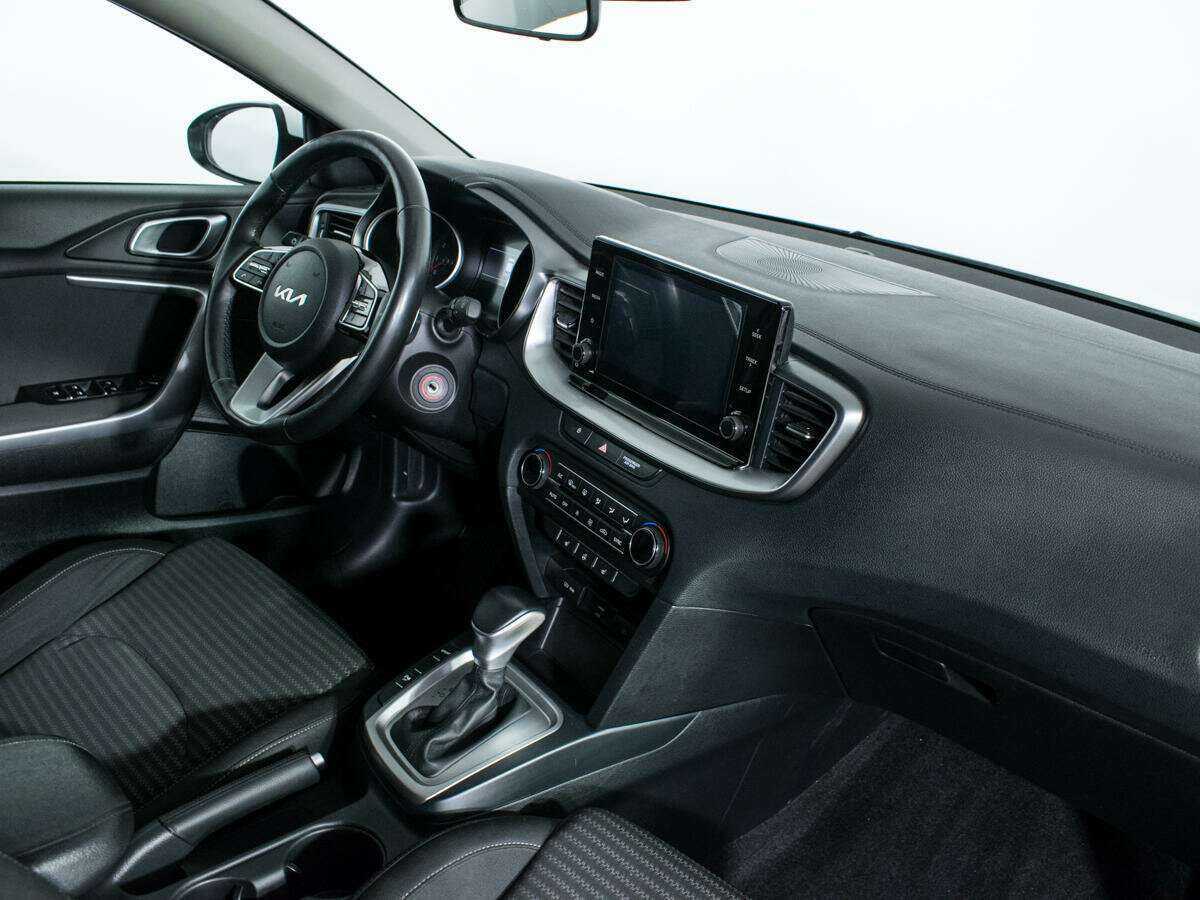 Купить Kia XCeed с пробегом. Фото: #8