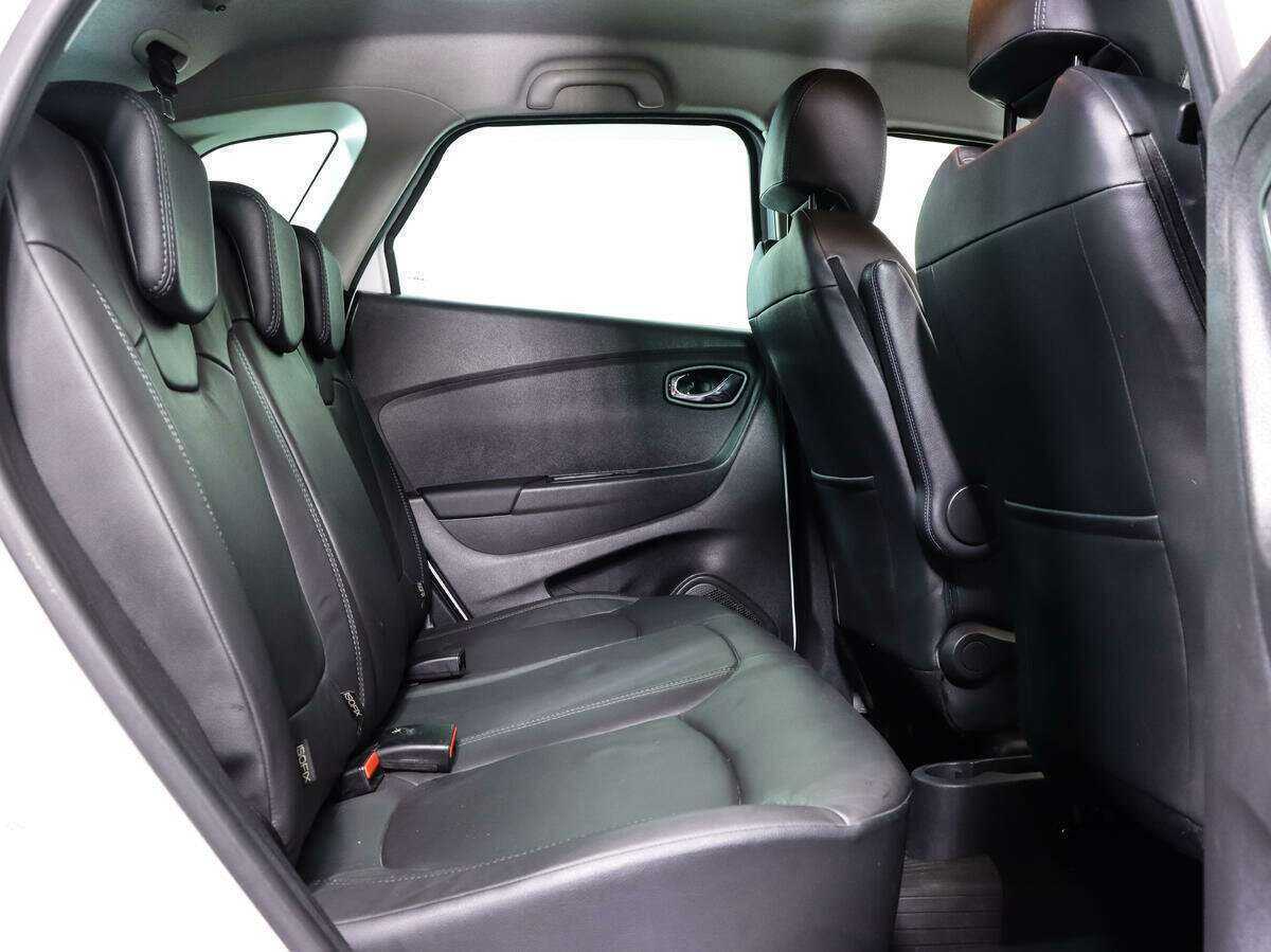 Купить Renault Kaptur с пробегом. Фото: #12