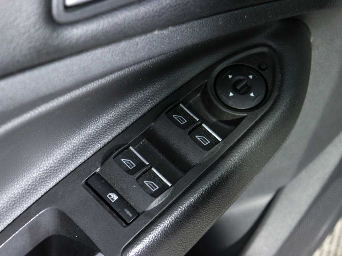 Купить Ford Kuga с пробегом. Фото: #12