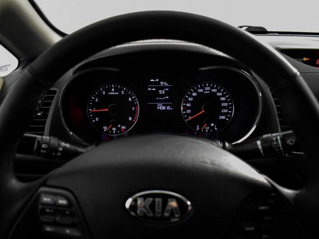 Купить Kia Cerato с пробегом. Фото: #13