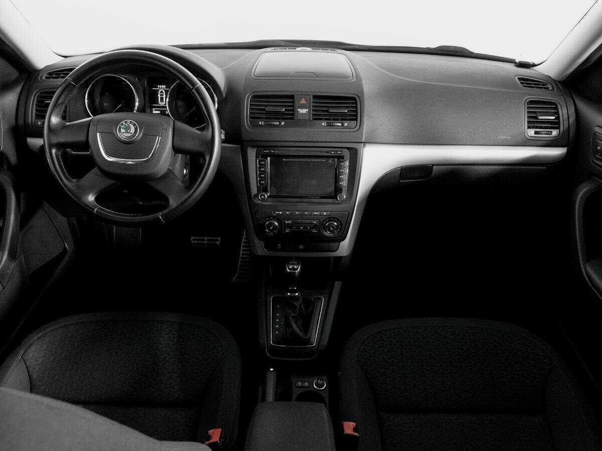 Купить Skoda Yeti с пробегом. Фото: #11