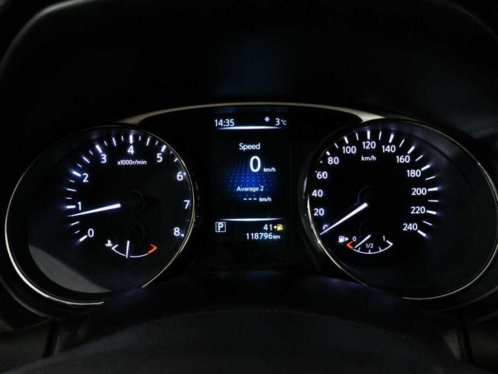 Купить Nissan X-Trail с пробегом. Фото: #11