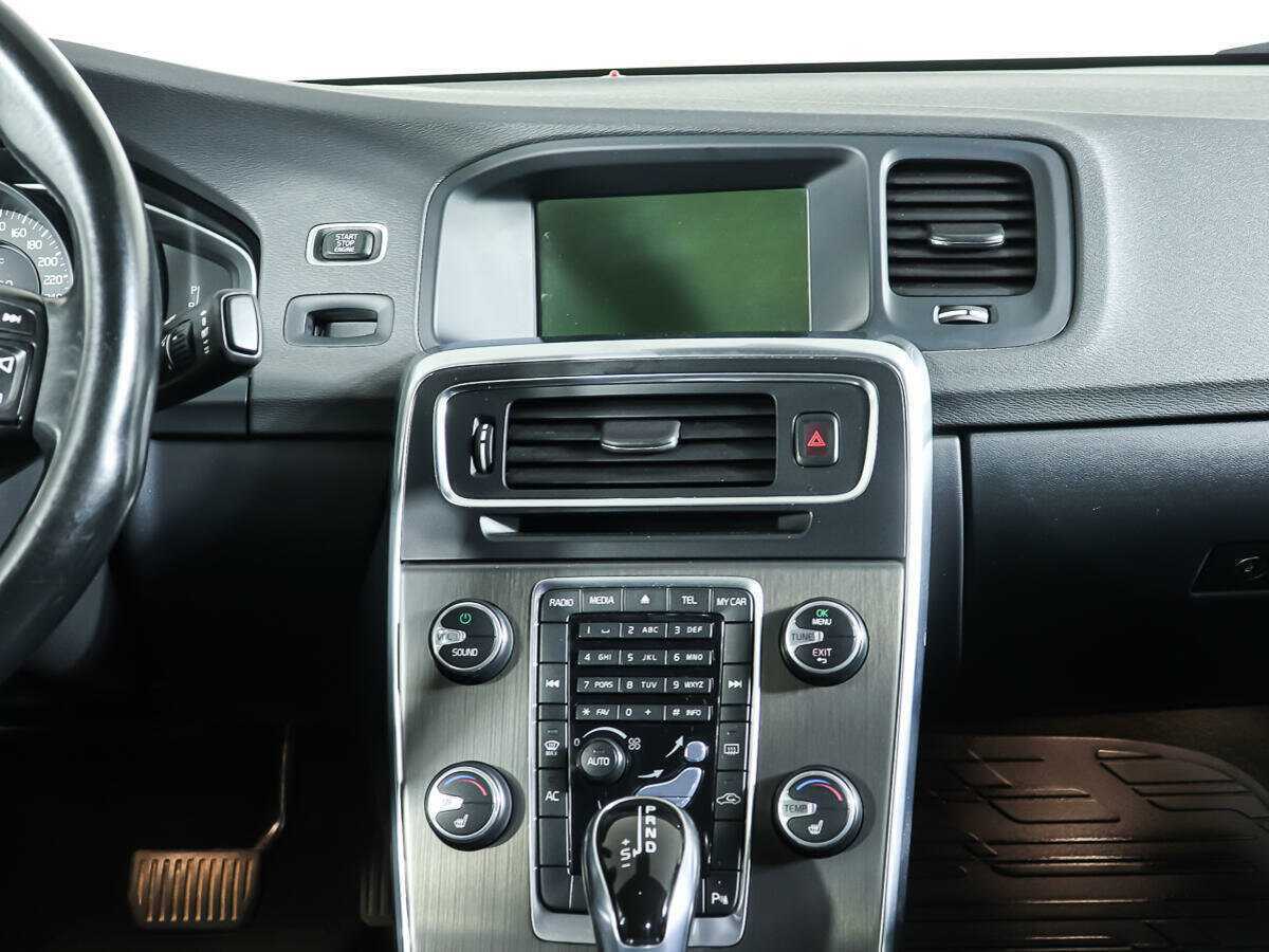 Купить Volvo S60 с пробегом. Фото: #10