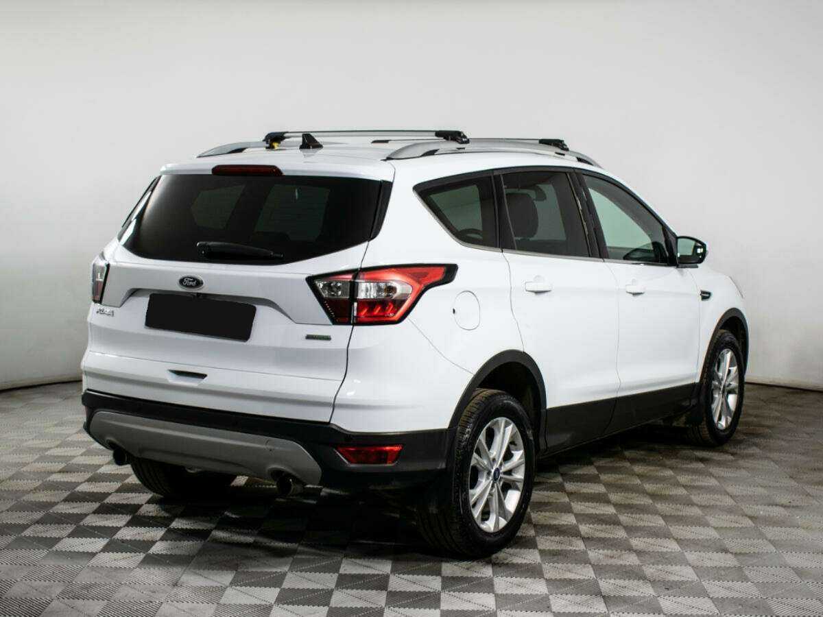Купить Ford Kuga с пробегом. Фото: #4