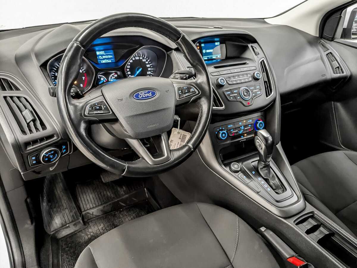 Купить Ford Focus с пробегом. Фото: #15