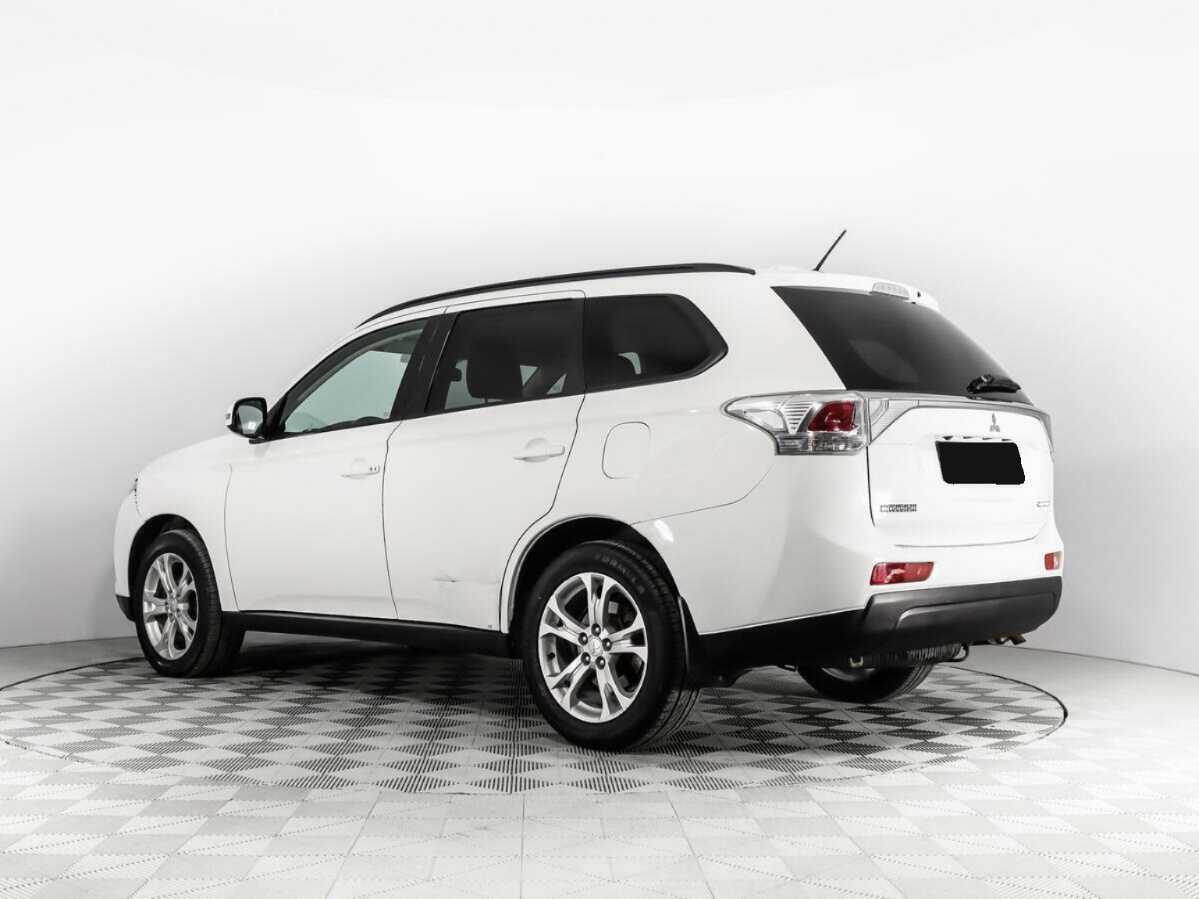 Купить Mitsubishi Outlander с пробегом. Фото: #6
