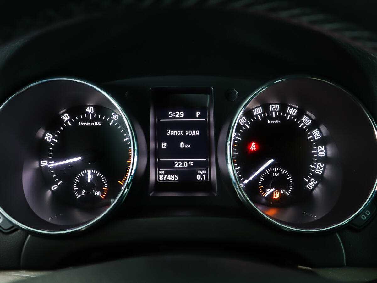 Купить Skoda Yeti с пробегом. Фото: #13