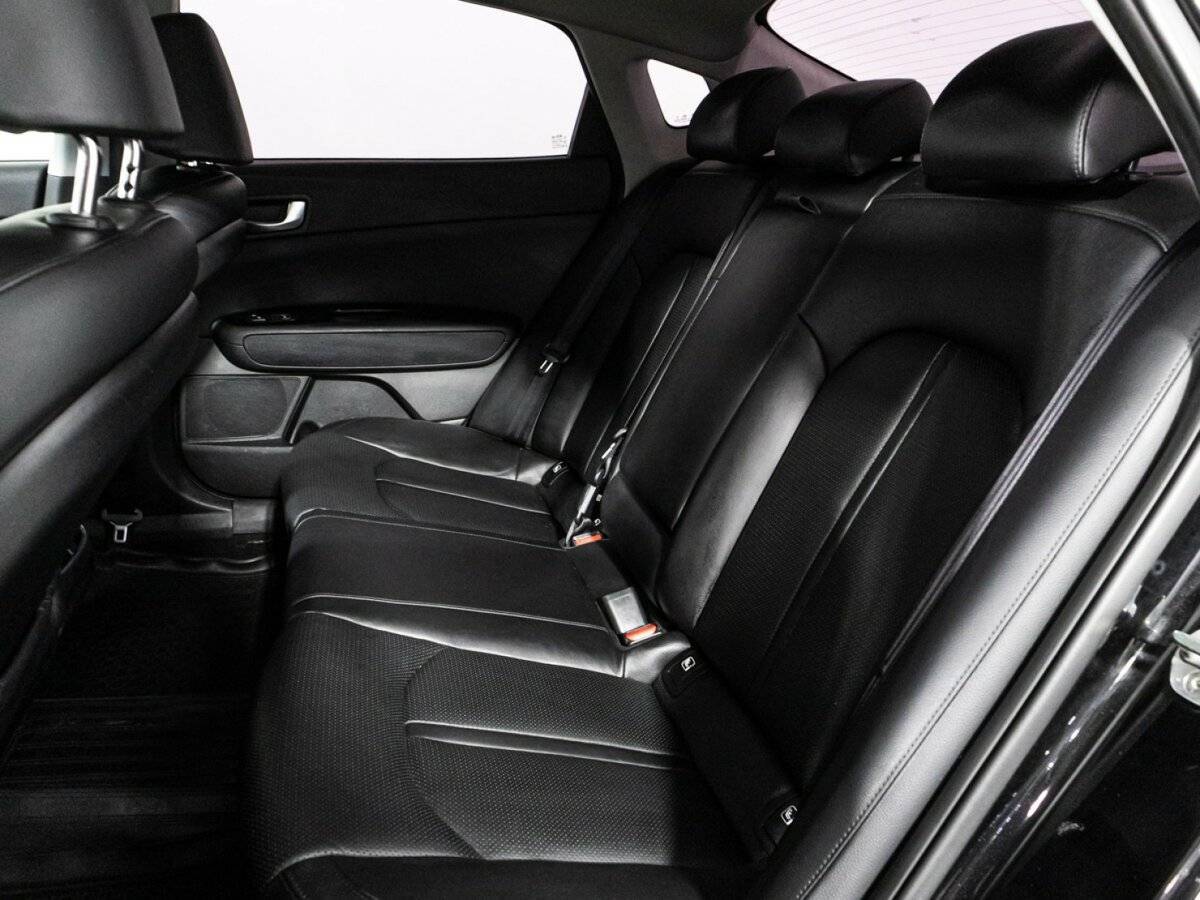 Купить Kia Optima с пробегом. Фото: #9