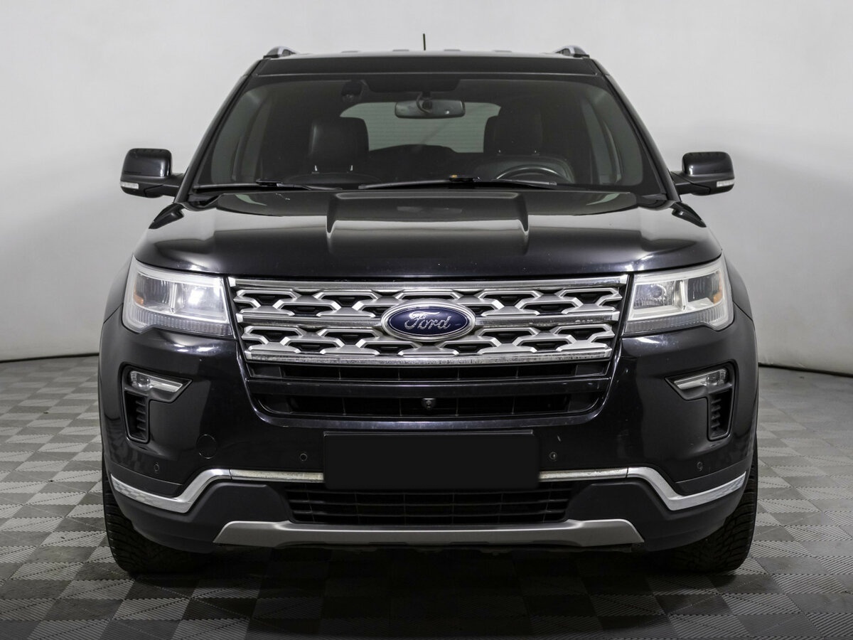 Купить Ford Explorer с пробегом. Фото: #1