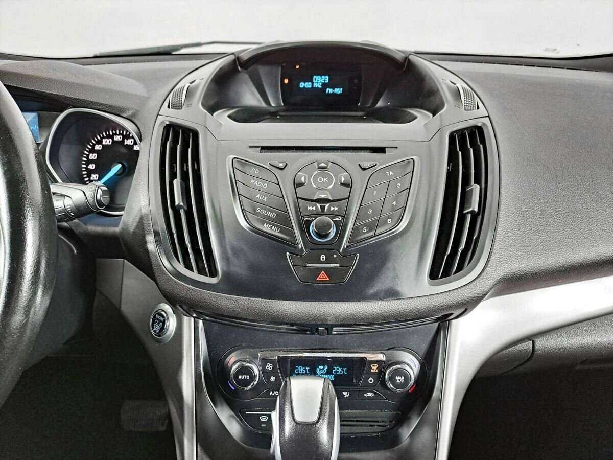 Купить Ford Kuga с пробегом. Фото: #12