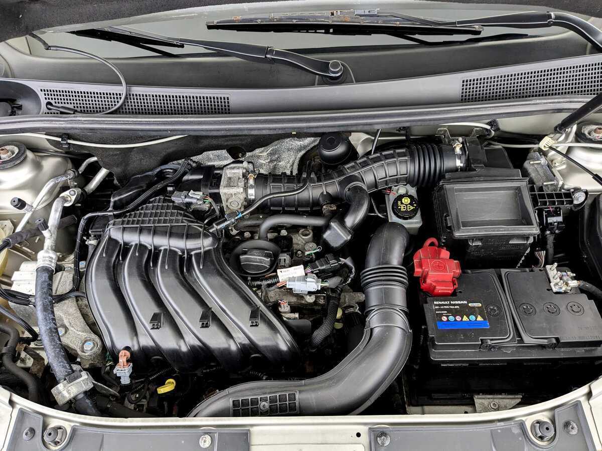 Купить Renault Sandero с пробегом. Фото: #8