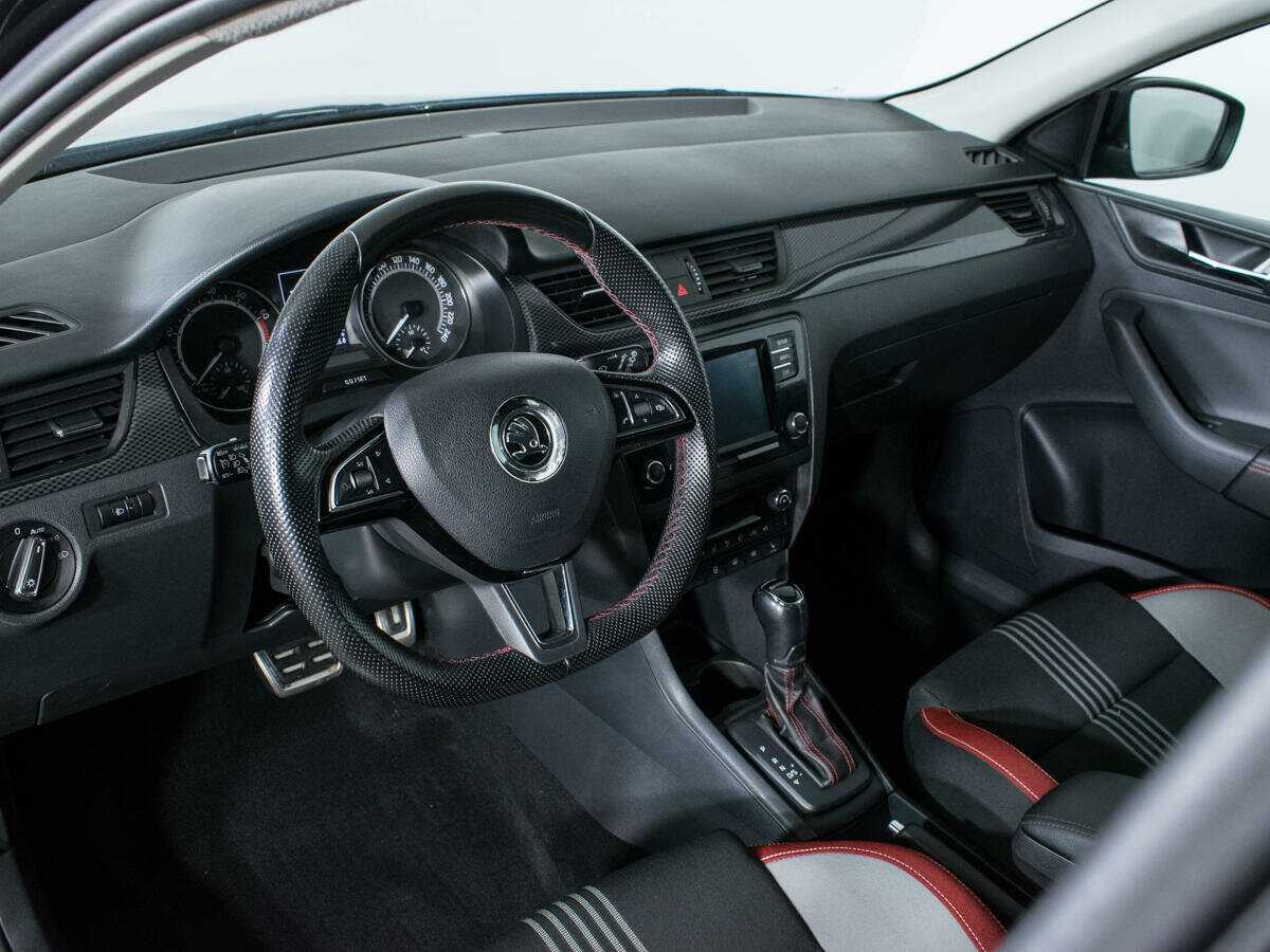 Купить Skoda Rapid с пробегом. Фото: #12