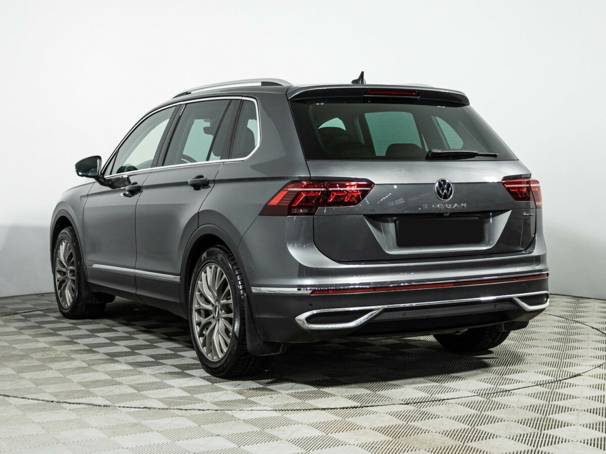 Купить Volkswagen Tiguan с пробегом. Фото: #6