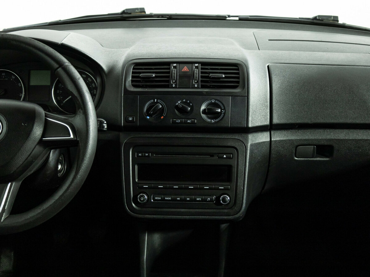 Купить Skoda Fabia с пробегом. Фото: #11