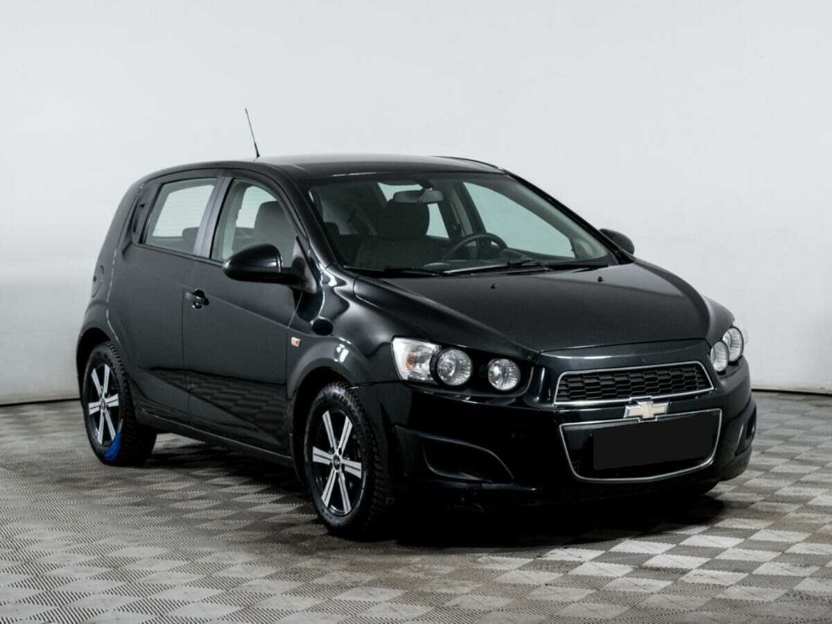 Купить Chevrolet Aveo с пробегом. Фото: #2