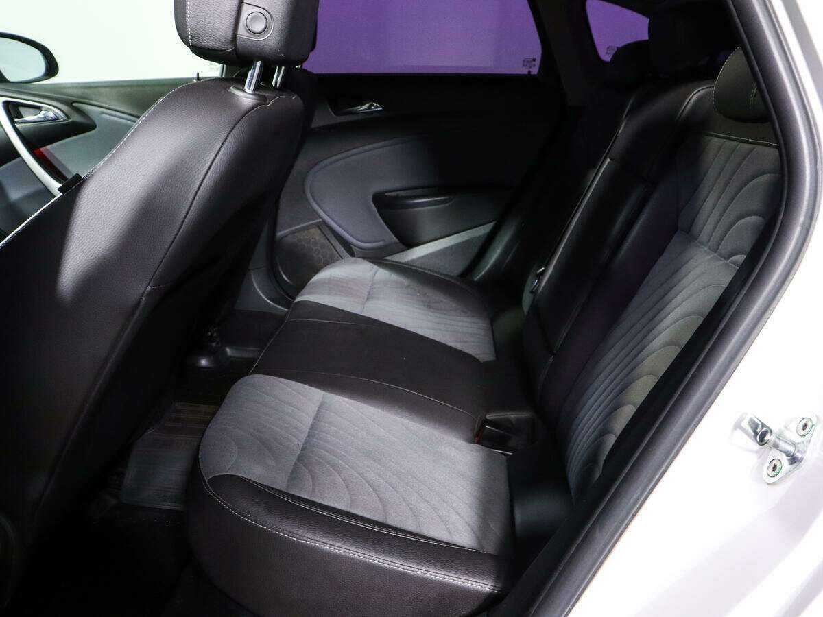 Купить Opel Astra с пробегом. Фото: #7