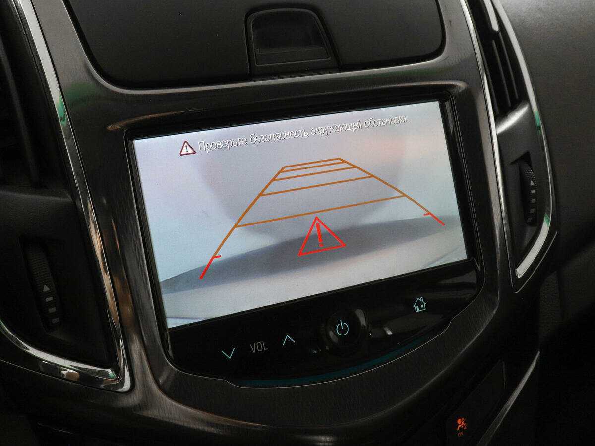 Купить Chevrolet Cruze с пробегом. Фото: #10