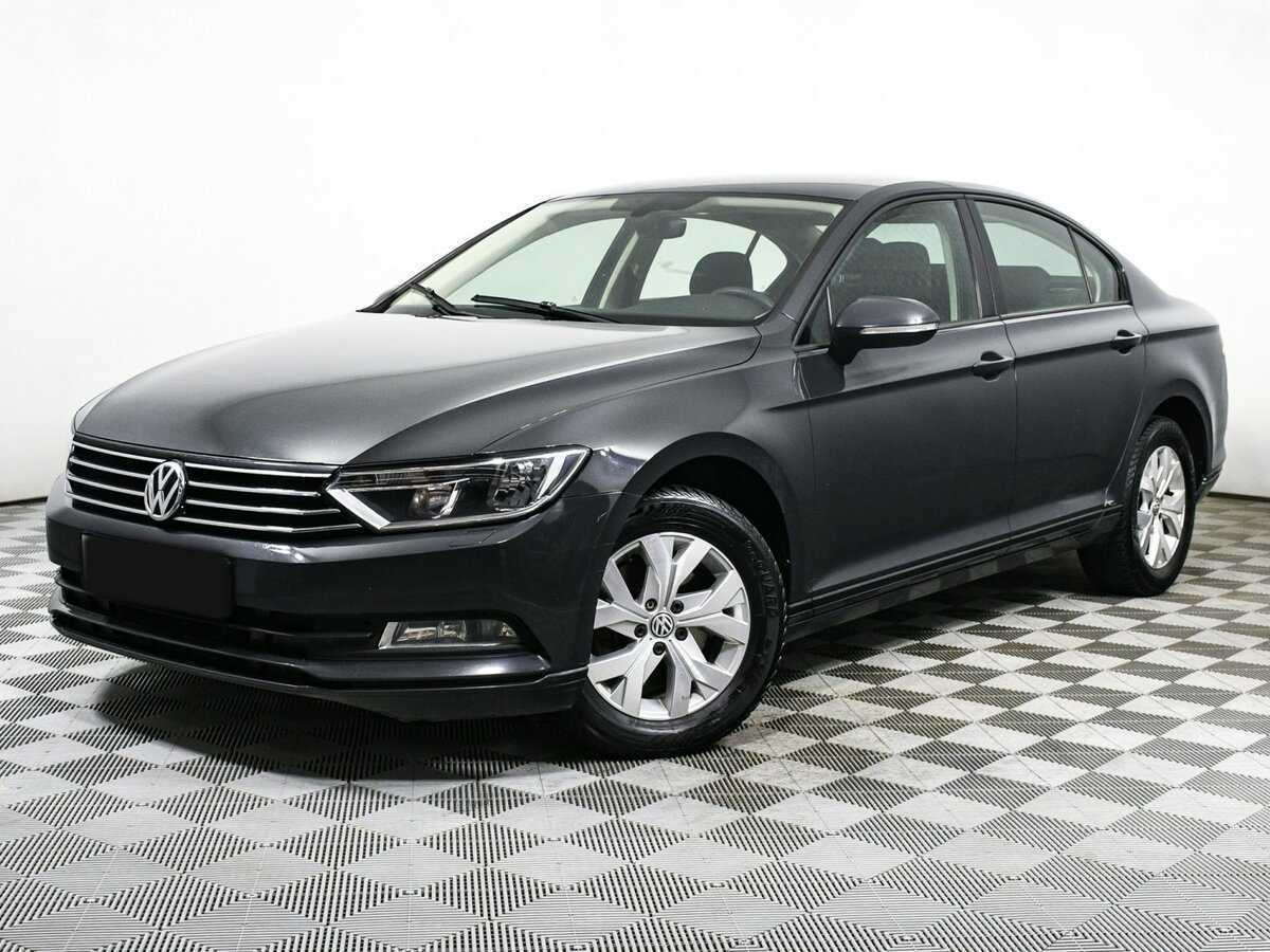 Купить Volkswagen Passat с пробегом. Посмотреть фото