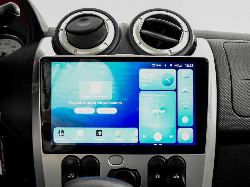 Купить Renault Sandero с пробегом. Фото: #12