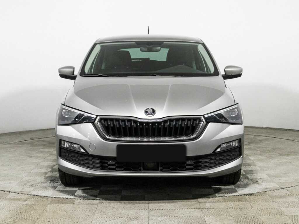 Купить Skoda Rapid с пробегом. Фото: #1