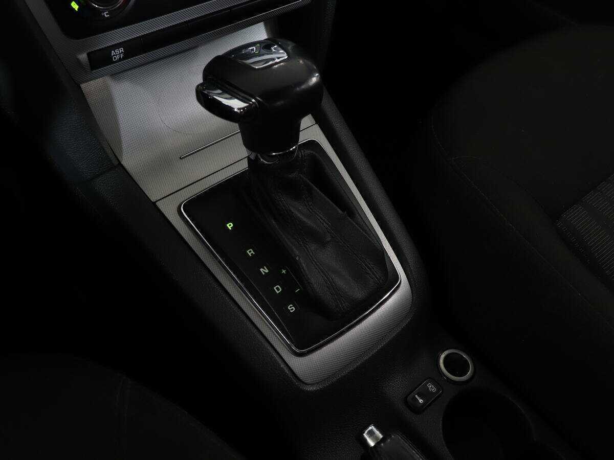 Купить Skoda Octavia с пробегом. Фото: #16