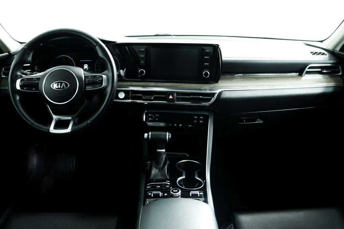 Купить Kia K5 с пробегом. Фото: #10