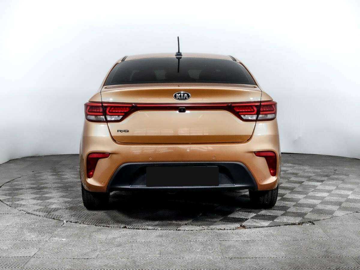 Купить Kia Rio с пробегом. Фото: #4