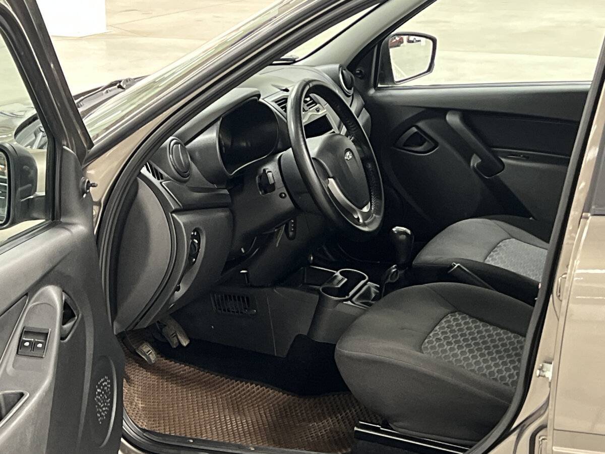 Купить Lada (ВАЗ) Granta с пробегом. Фото: #15