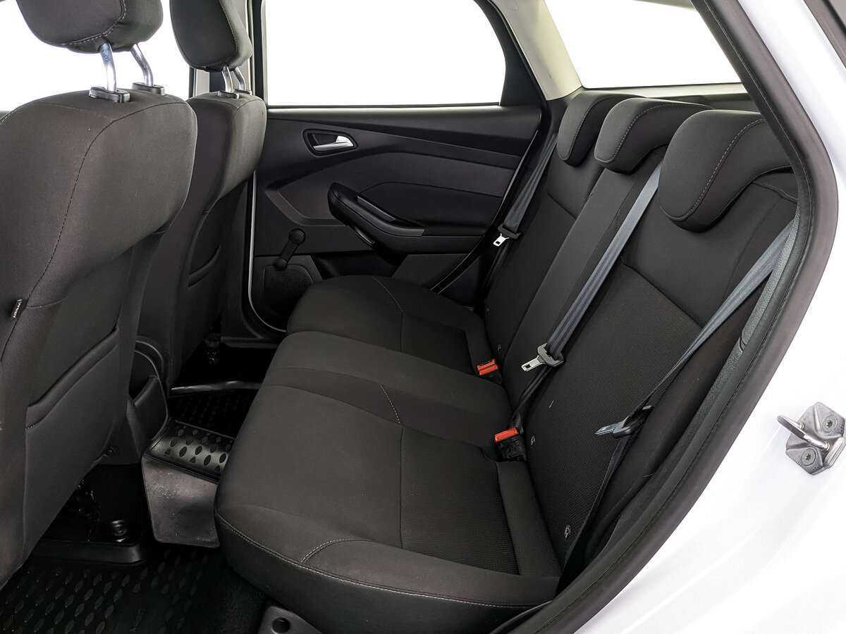 Купить Ford Focus с пробегом. Фото: #13