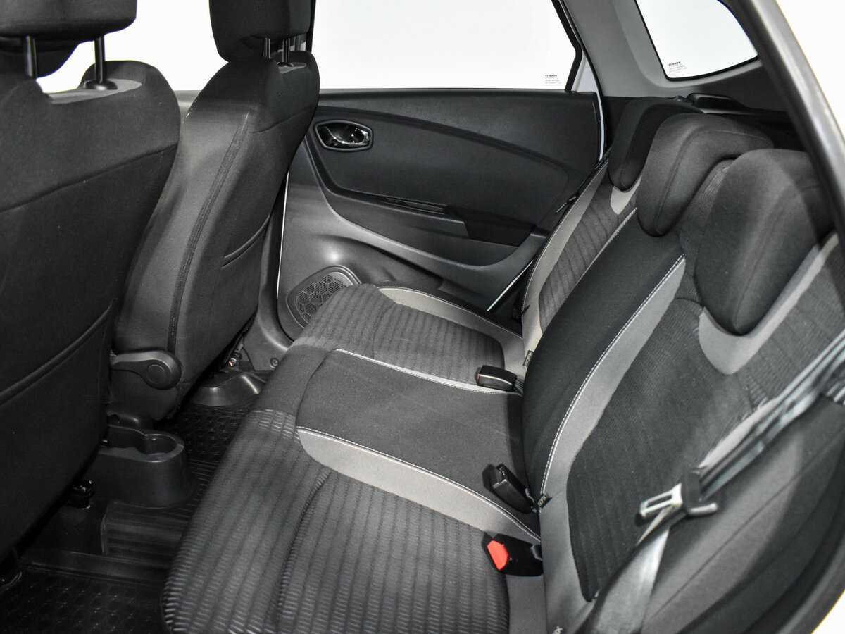 Купить Renault Kaptur с пробегом. Фото: #12