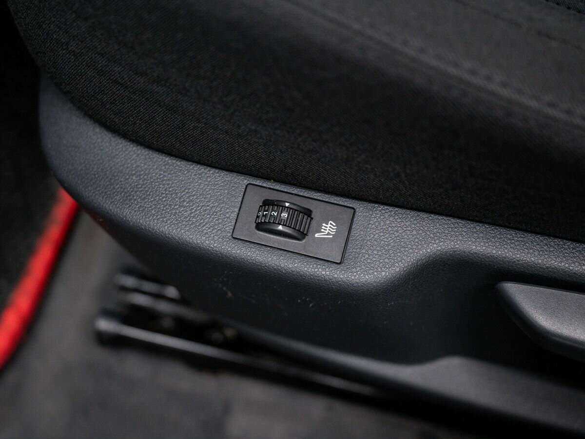 Купить Peugeot 3008 с пробегом. Фото: #15