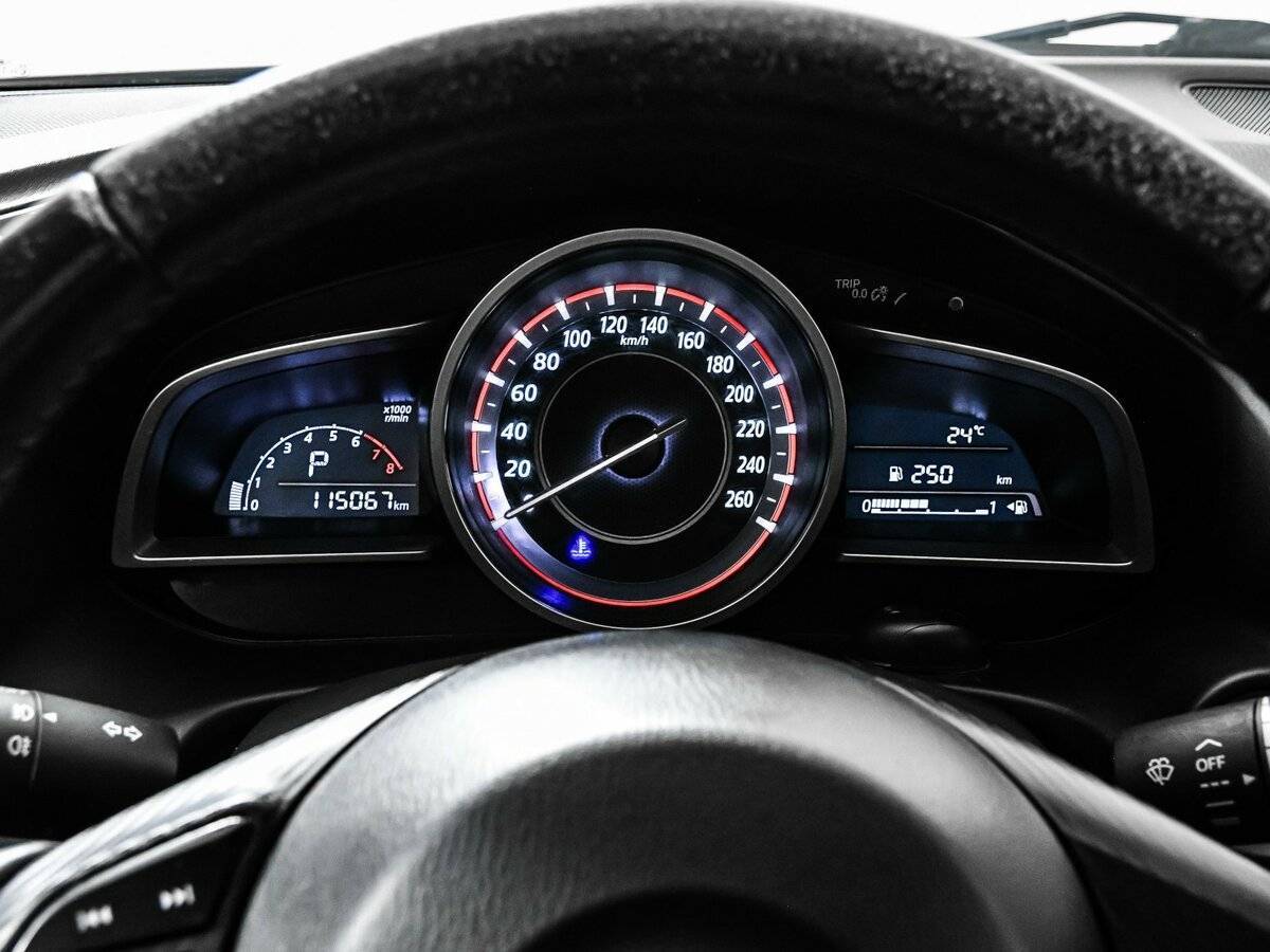 Купить Mazda 3 с пробегом. Фото: #9