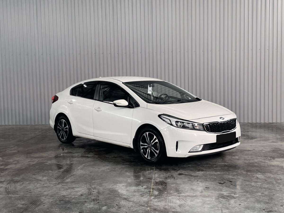 Купить Kia Cerato с пробегом. Фото: #2