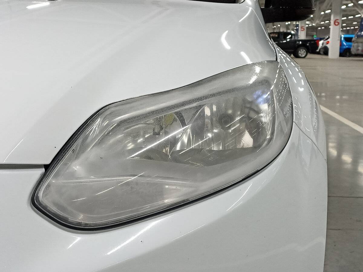 Купить Ford Focus с пробегом. Фото: #16