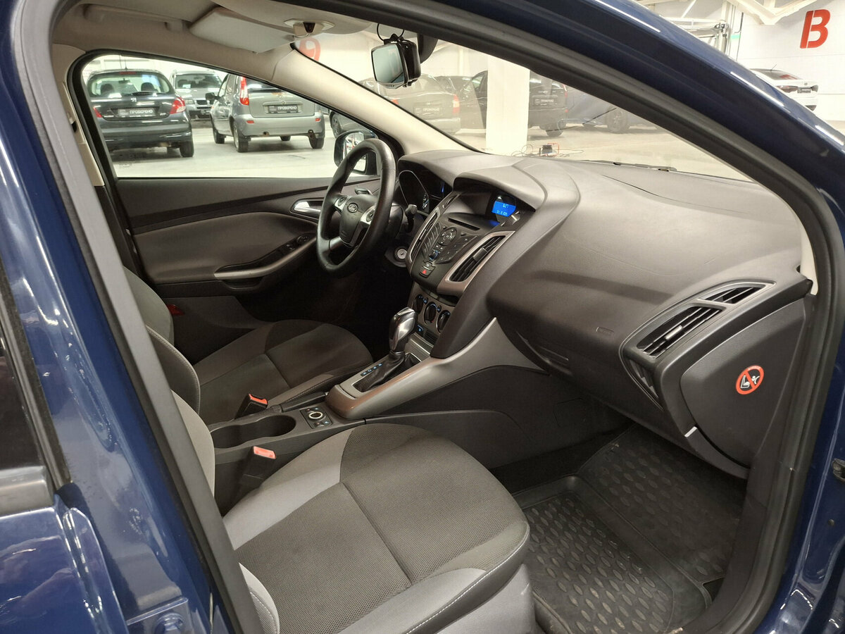 Купить Ford Focus с пробегом. Фото: #9